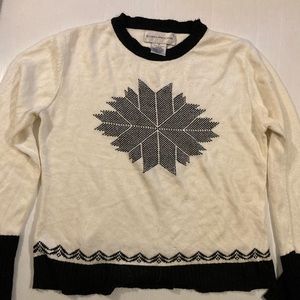 Evan Picone snowflake sweater medium